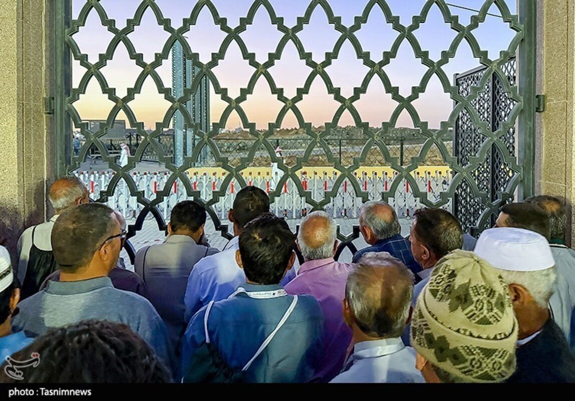 حال و هوای قبرستان بقیع