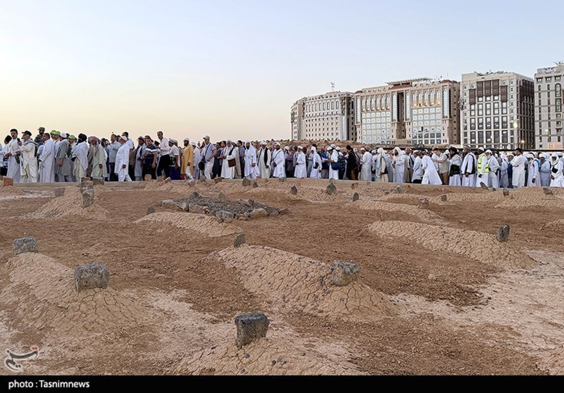 حال و هوای قبرستان بقیع