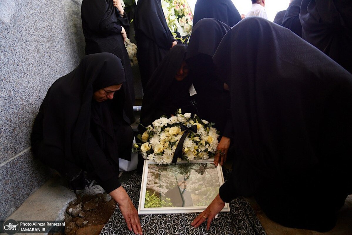 عکس/  مراسم تشییع برادر آیت الله هاشمی رفسنجانی (ره)