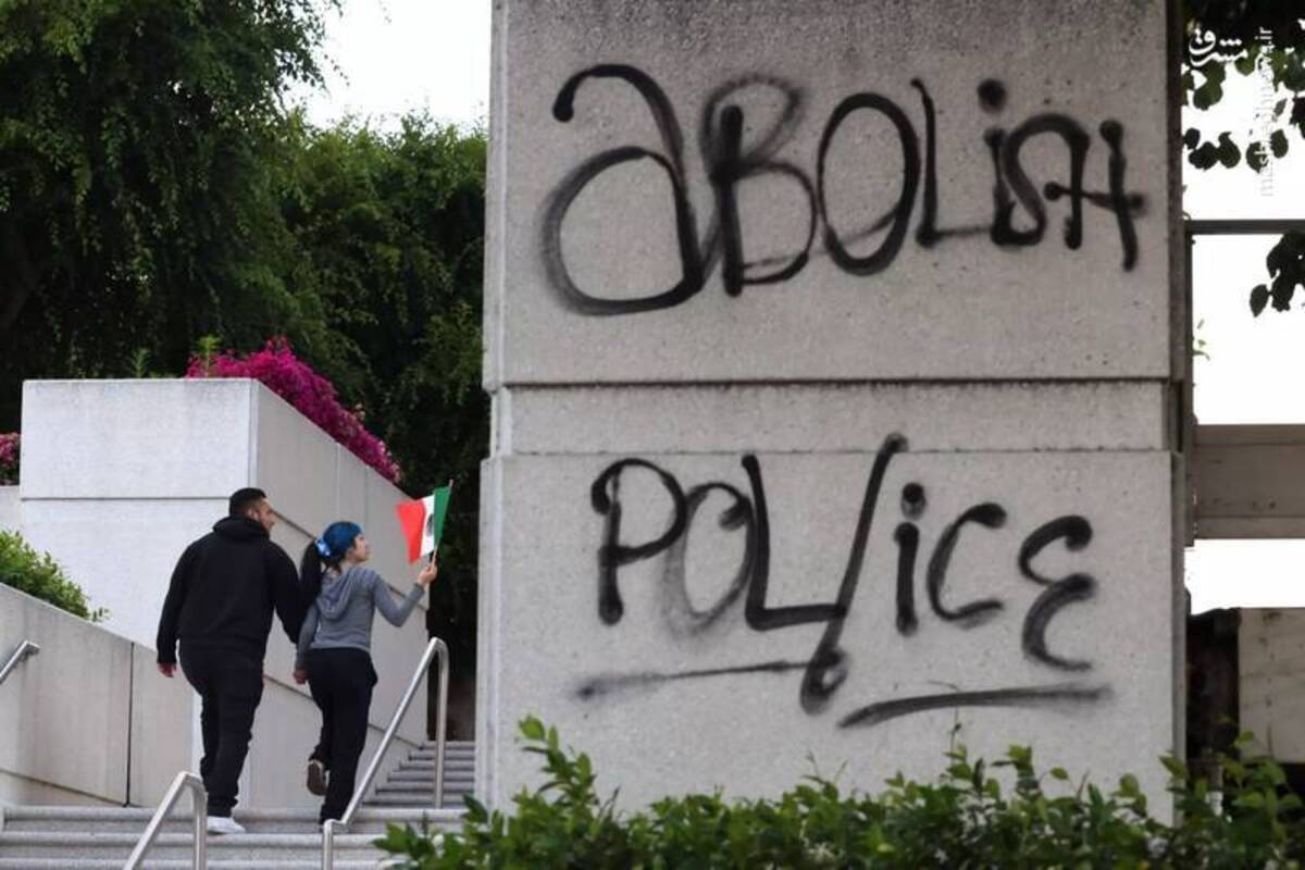 اعتراضات ضدمهاجرتی خشونت‌آمیز در آمریکا