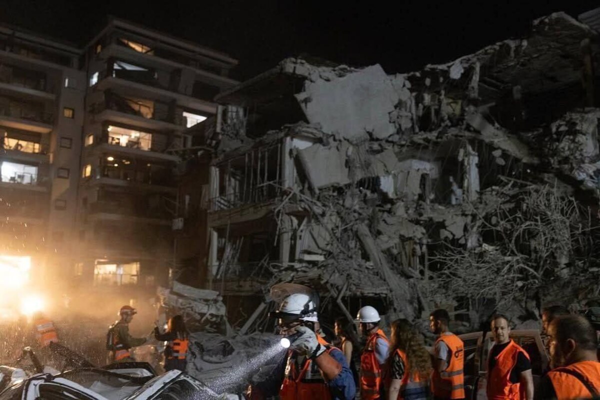  محل اصابت موشک‌های ایرانی در تل‌آویو