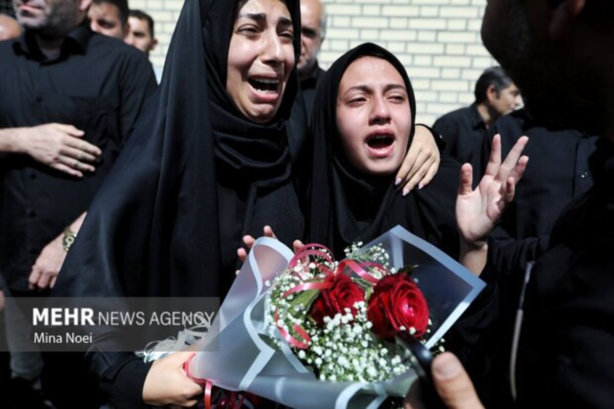 تشییع پیکر مطهر شهدای حملات اخیر اسرائیل در تبریز