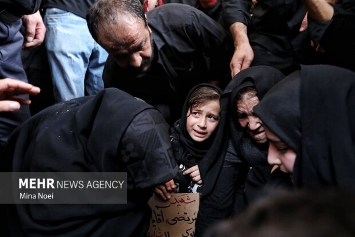 تشییع پیکر مطهر شهدای حملات اخیر اسرائیل در تبریز