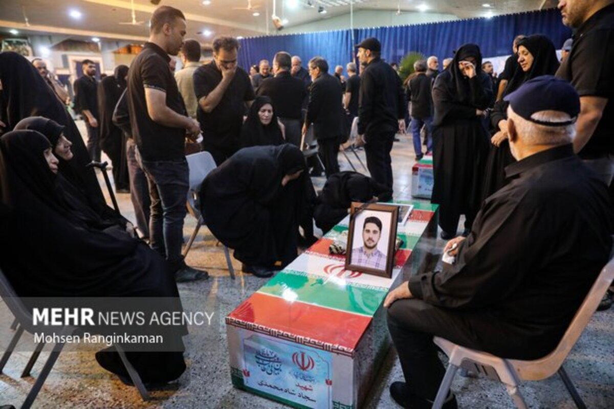 تشییع و تدفین پیکر شهدای حملات اسرائیل در تهران