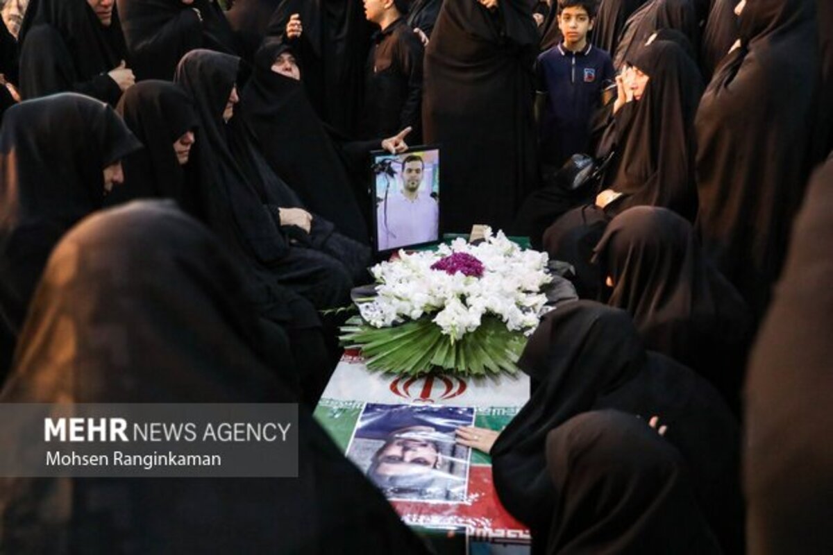 تشییع و تدفین پیکر شهدای حملات اسرائیل در تهران