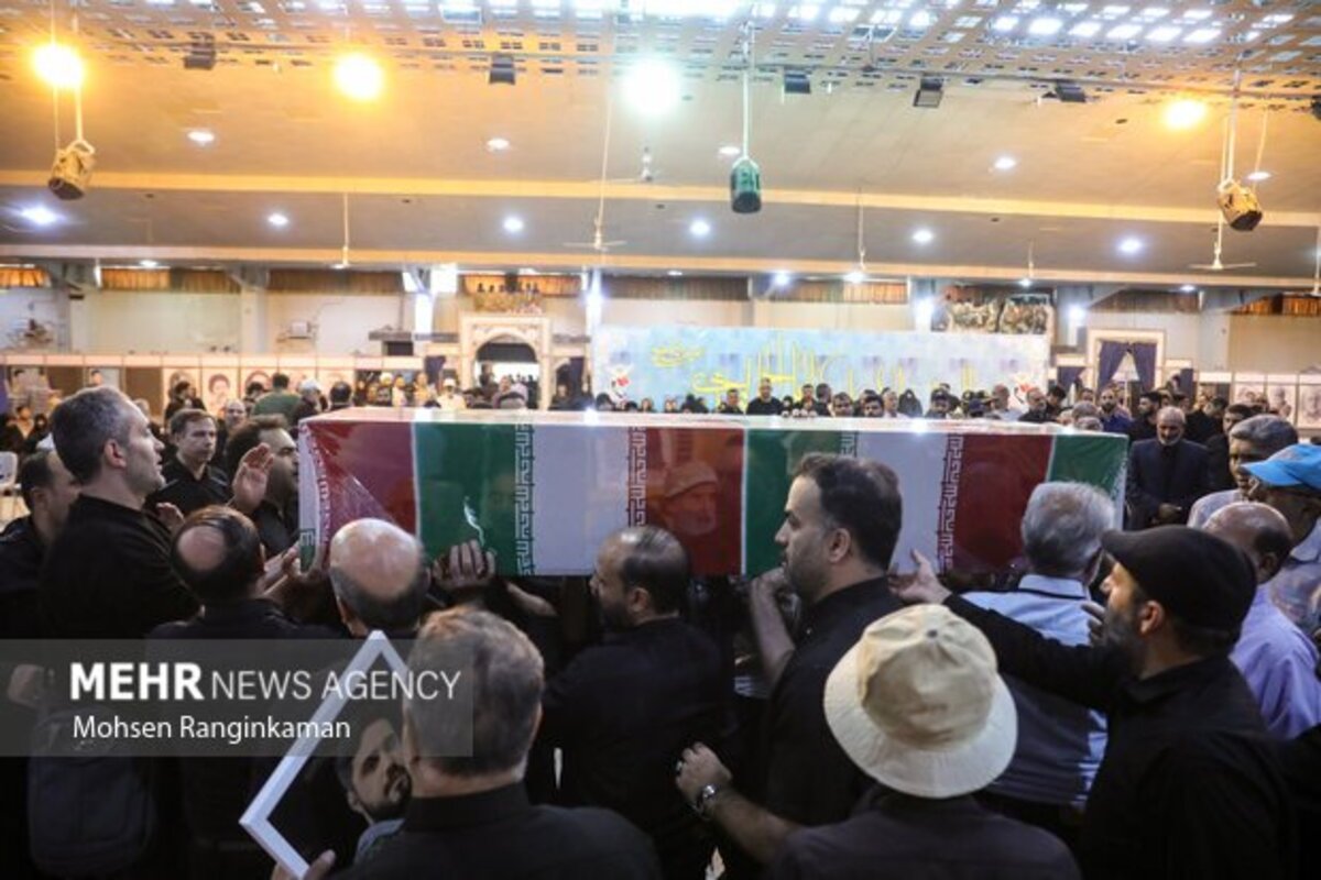 تشییع و تدفین پیکر شهدای حملات اسرائیل در تهران