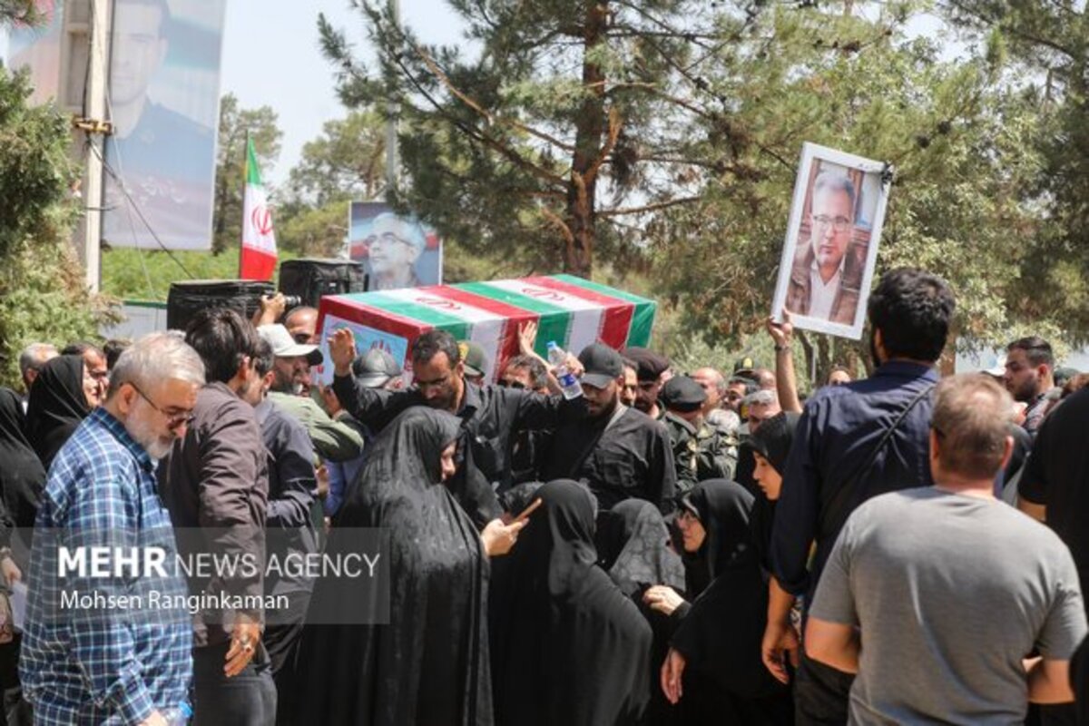 تشییع و تدفین پیکر شهدای حملات اسرائیل در تهران