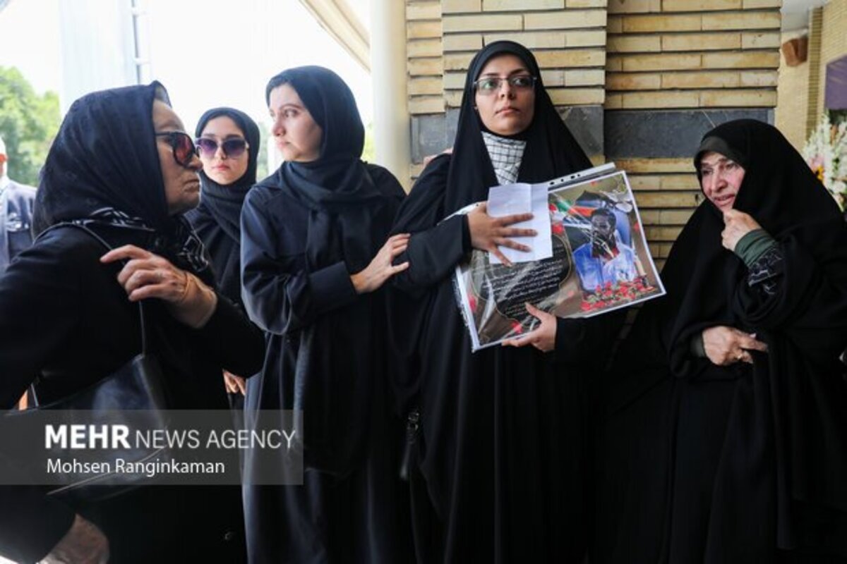 تشییع و تدفین پیکر شهدای حملات اسرائیل در تهران