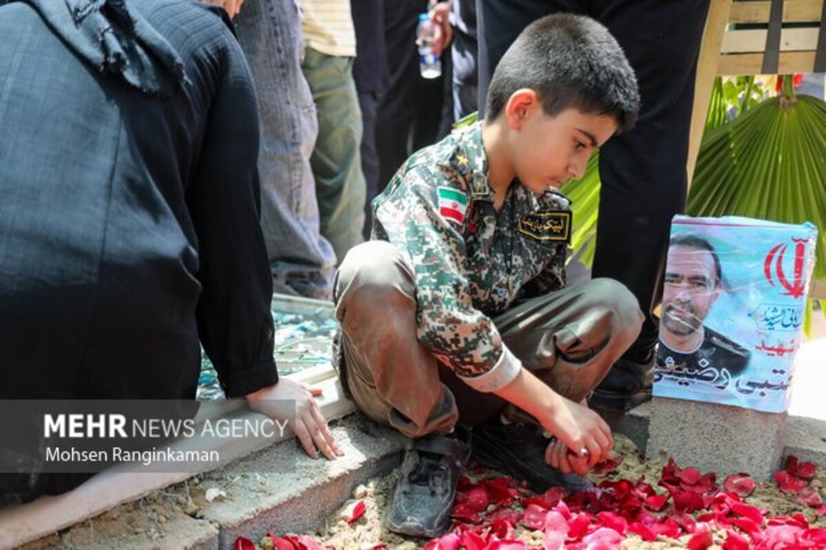 تشییع و تدفین پیکر شهدای حملات اسرائیل در تهران
