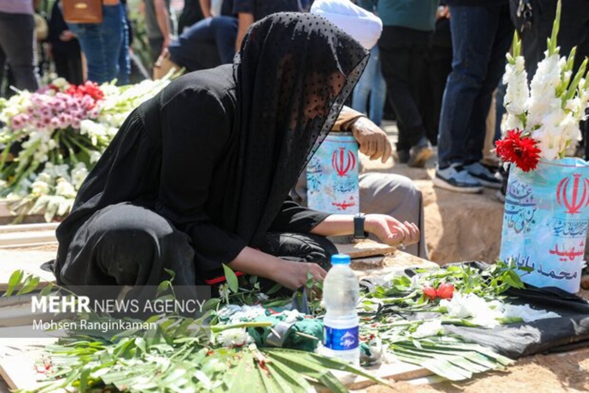 تشییع و تدفین پیکر شهدای حملات اسرائیل در تهران