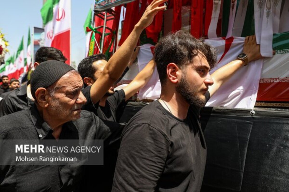 تشییع و تدفین پیکر شهدای حملات اسرائیل در تهران