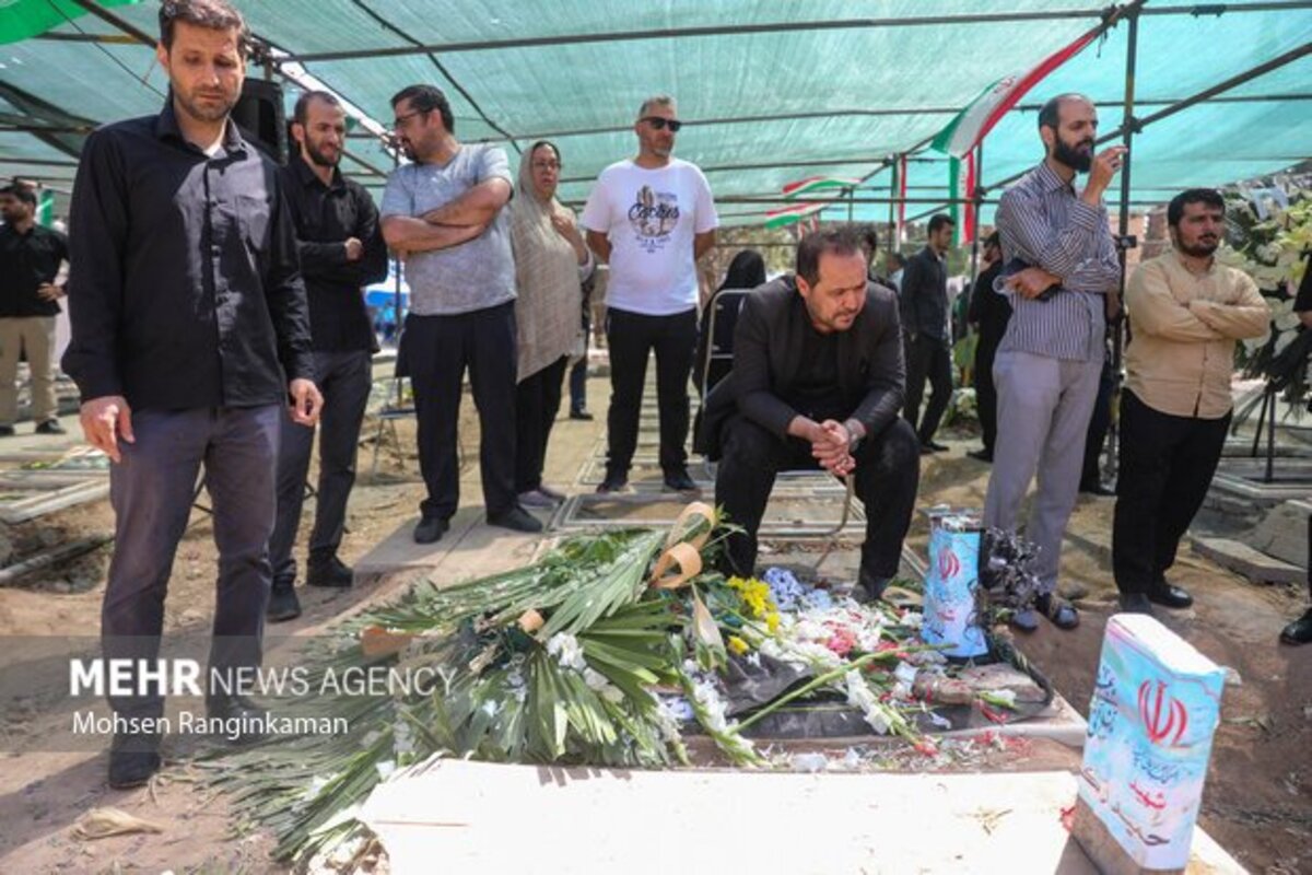 تشییع و تدفین پیکر شهدای حملات اسرائیل در تهران