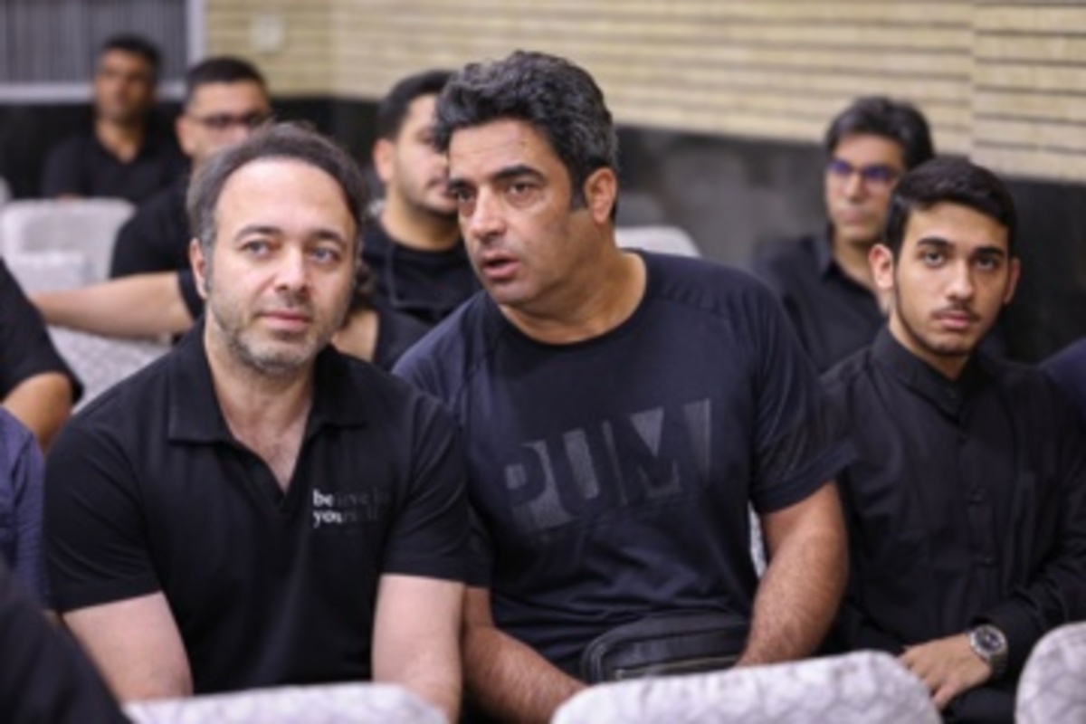 جمعی از هنرمندان 