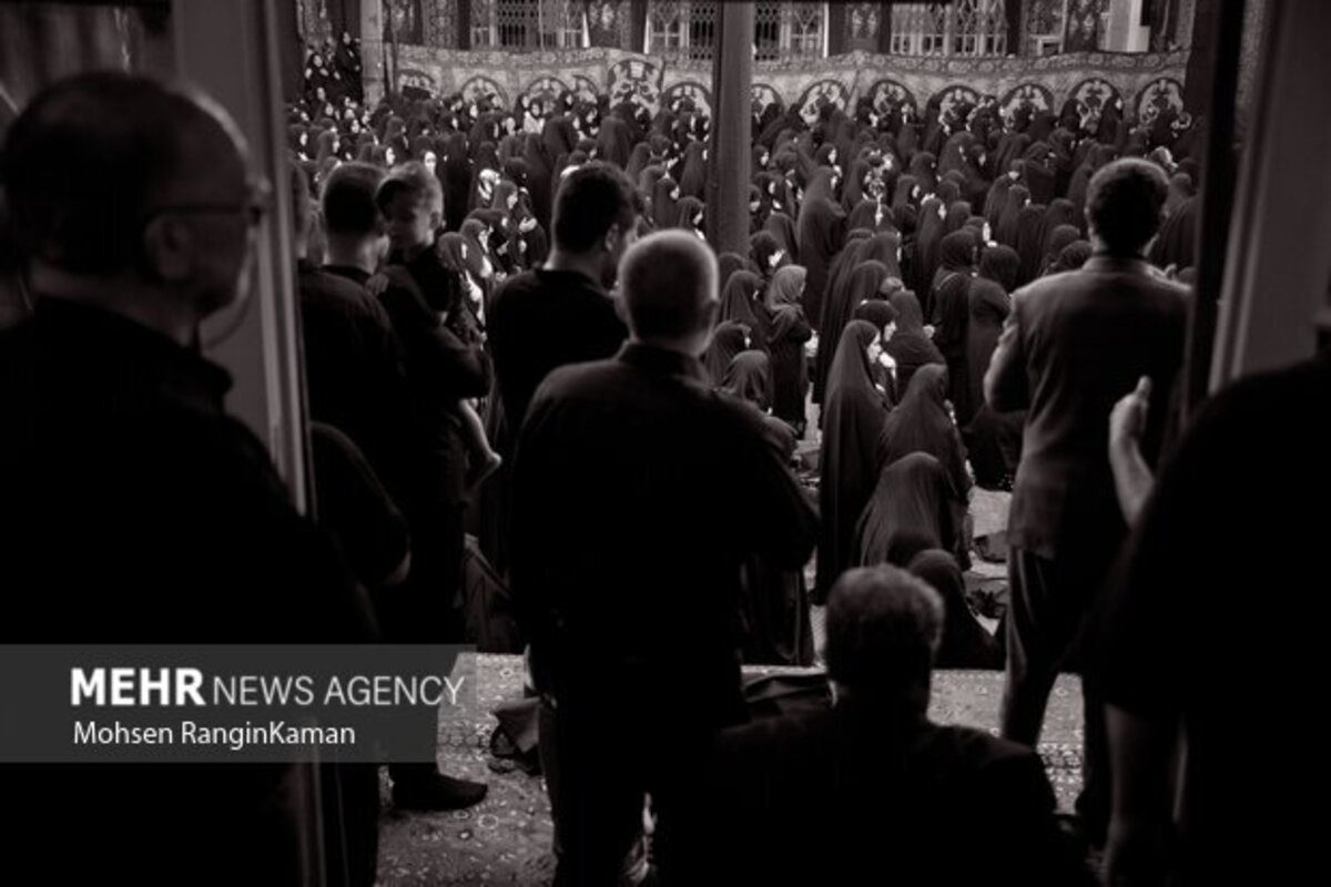 حال و هوای حسینیه سادات اخوی