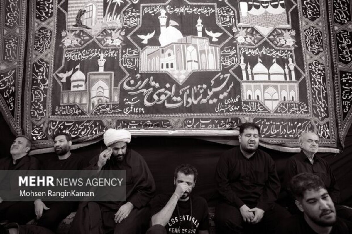 حال و هوای حسینیه سادات اخوی