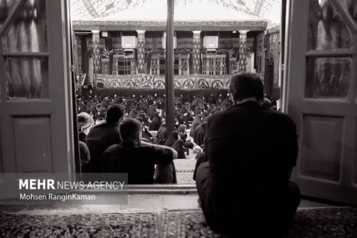 حال و هوای حسینیه سادات اخوی