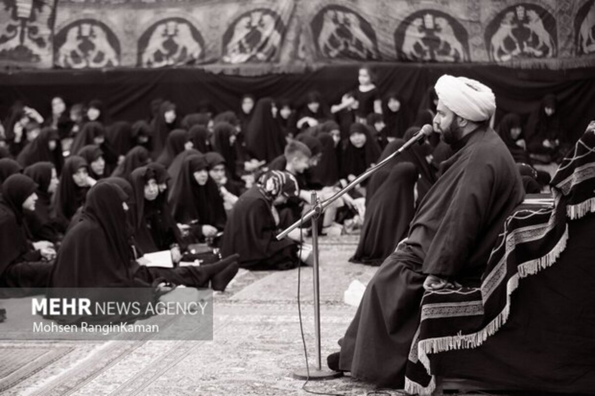 حال و هوای حسینیه سادات اخوی