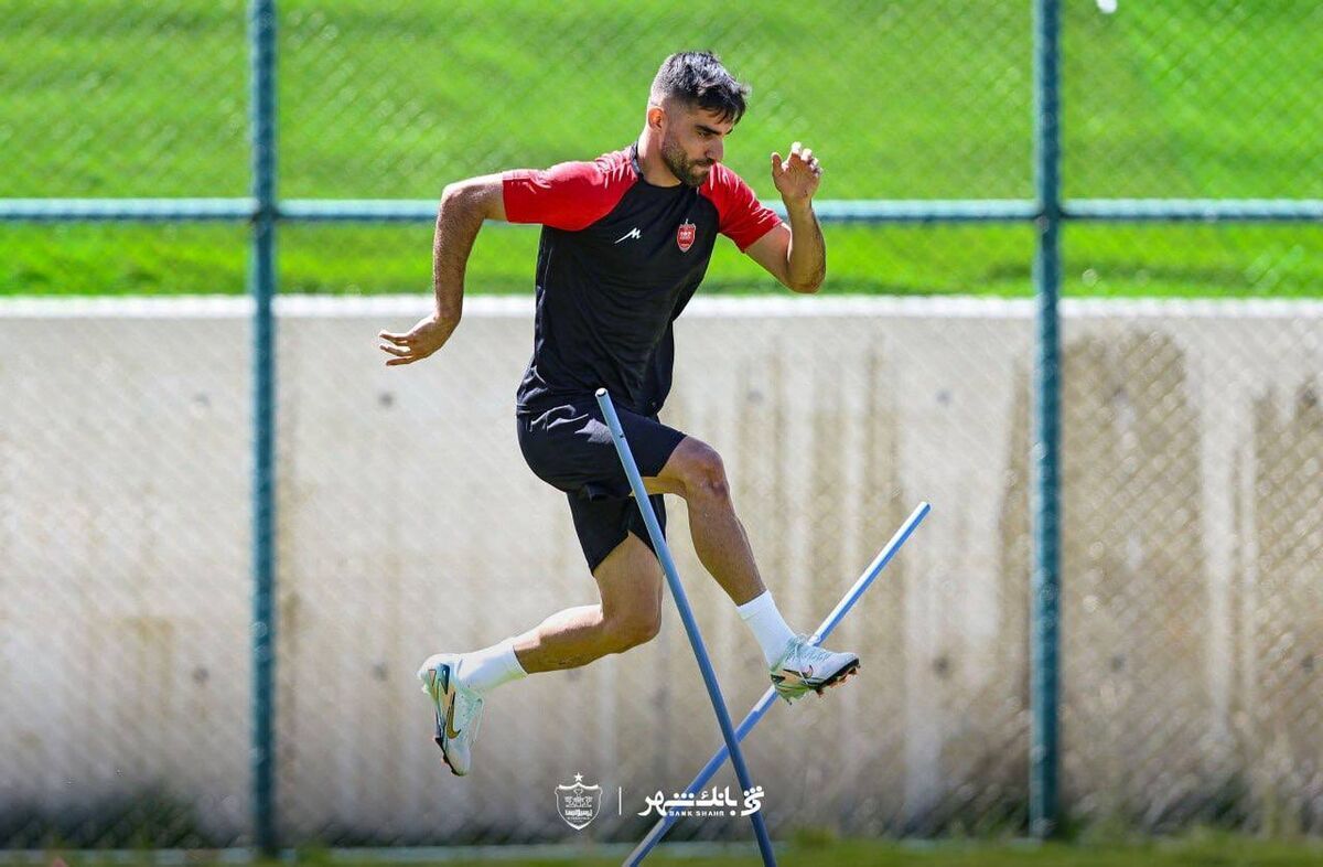 عکس/ پرسپولیس در ترکیه پا به توپ شد