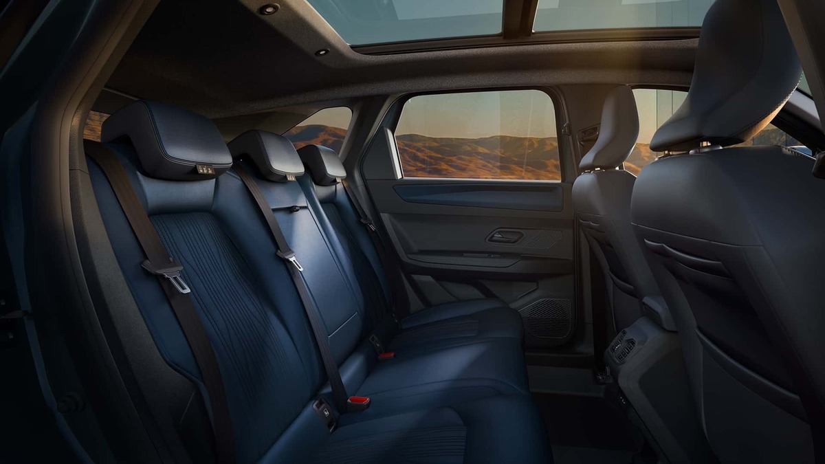 معرفی خودرو شاسی بلند جدید رنو