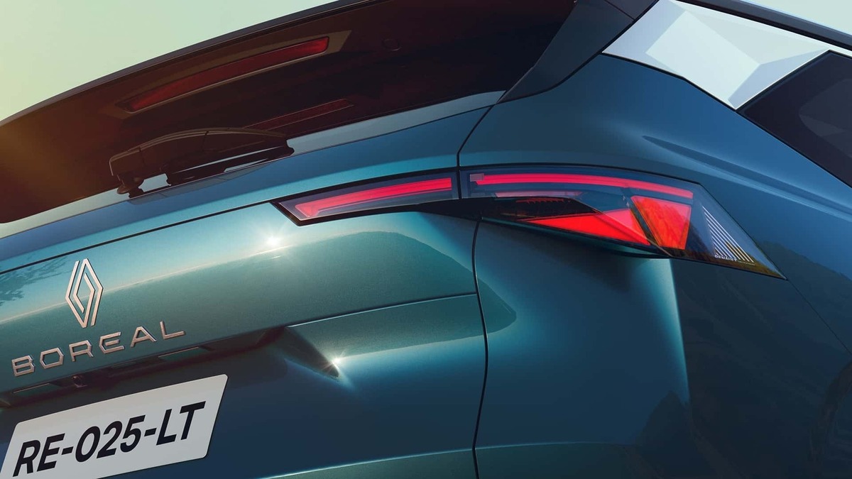 معرفی خودرو شاسی بلند جدید رنو