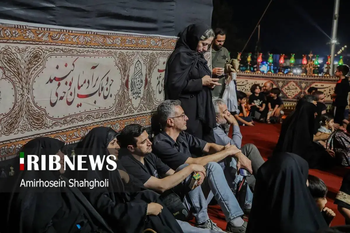 رویداد آیینی محرم شهر در میدان آزادی