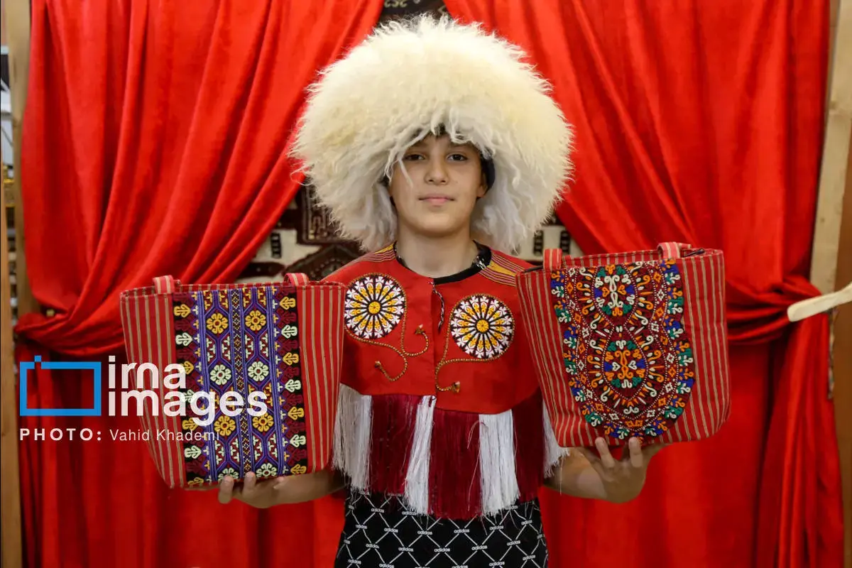 قصه‌های رنگین ابریشم جرگلان از تار تا تبار