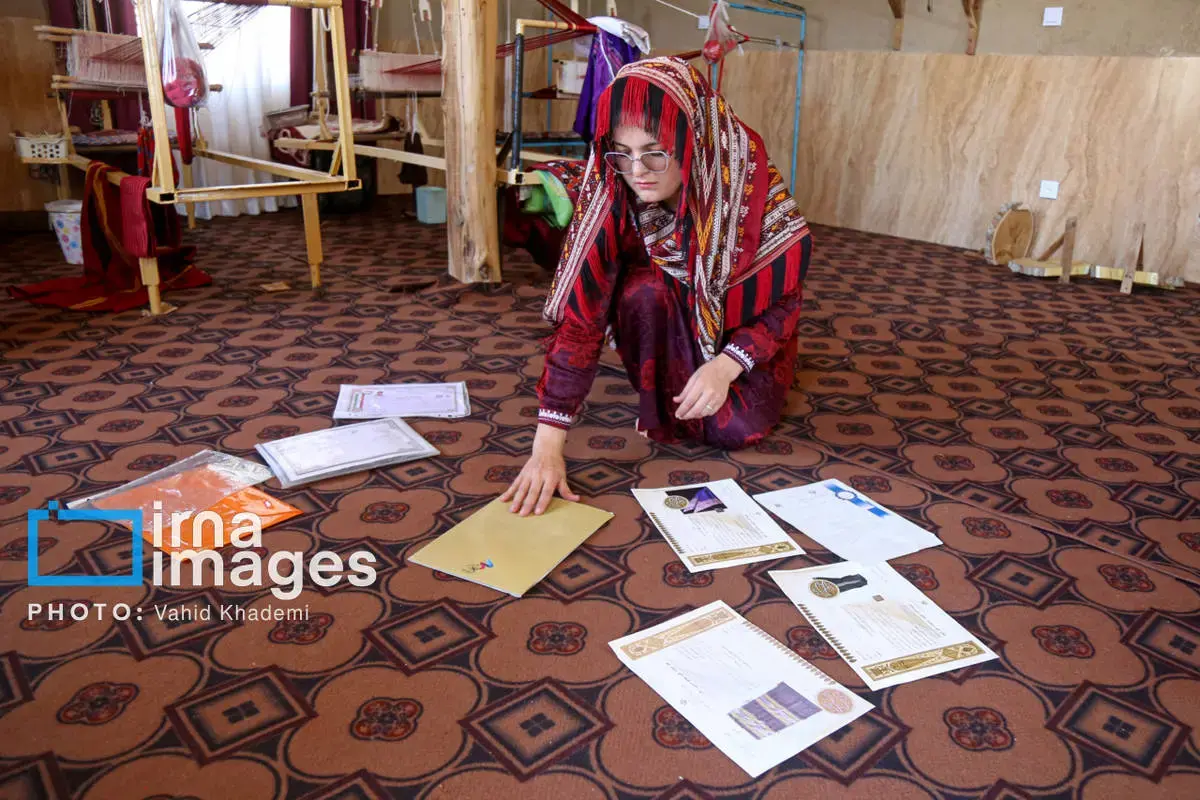 قصه‌های رنگین ابریشم جرگلان از تار تا تبار