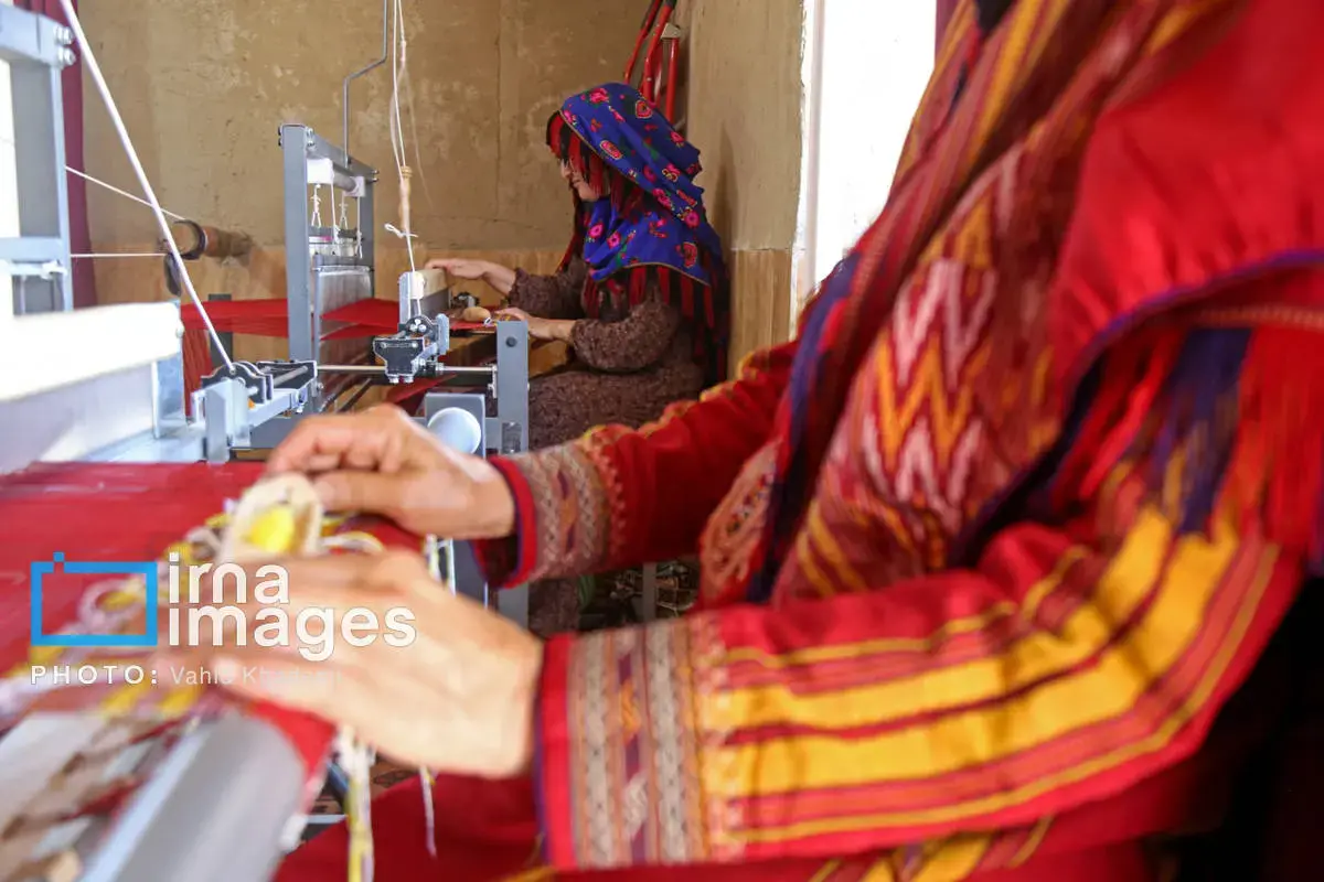 قصه‌های رنگین ابریشم جرگلان از تار تا تبار