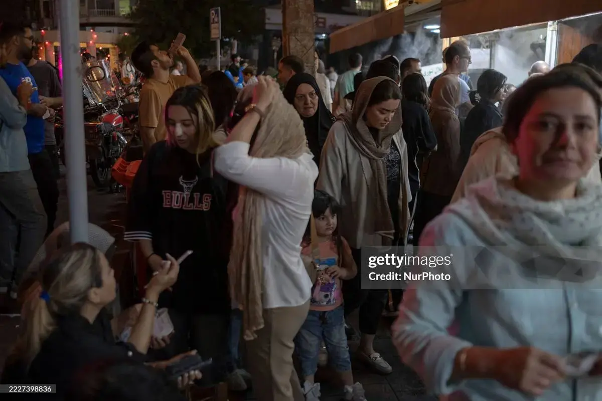 تهران روایت یک روز با اشعه فرابنفش بالا