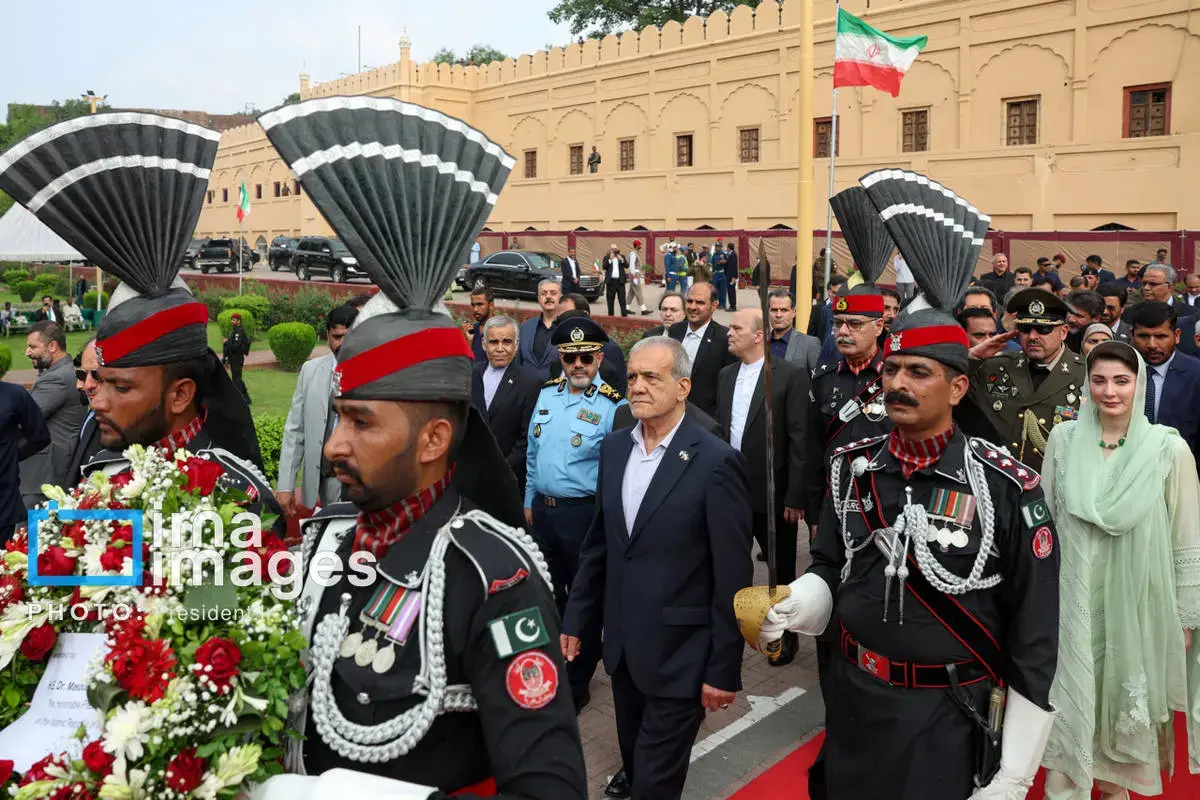اولین روز سفر پزشکیان به پاکستان