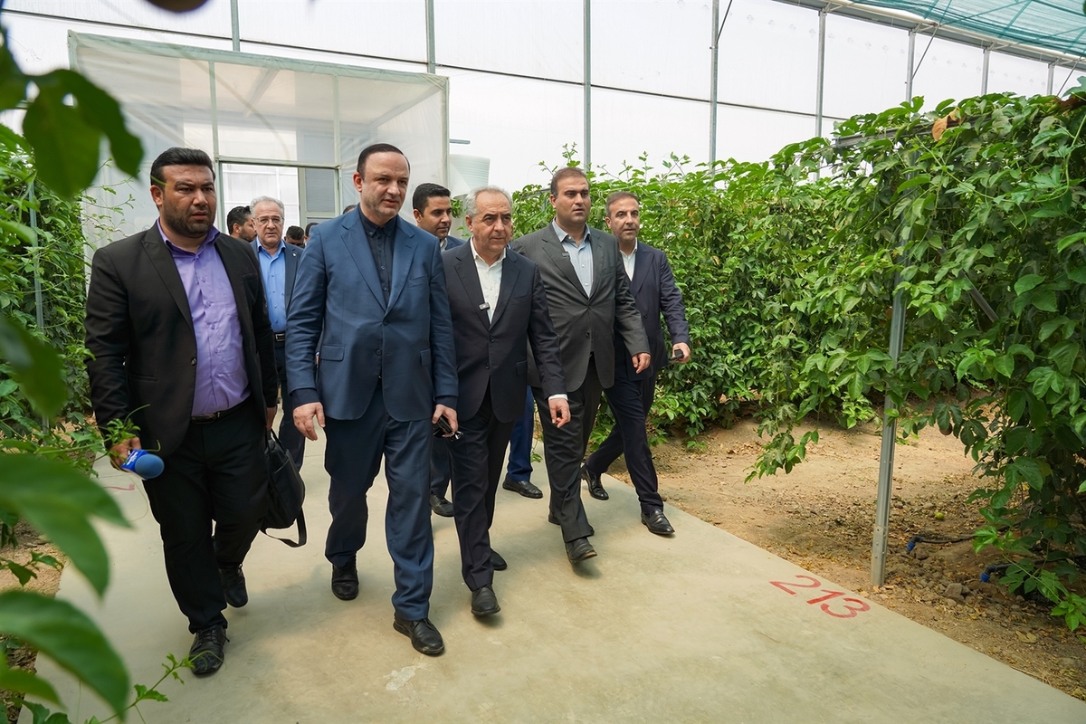 بازدید دبیر شورایعالی مناطق آزاد کشور و استاندار آذربایجان شرقی از پروژه گوزل طبیعت ارس