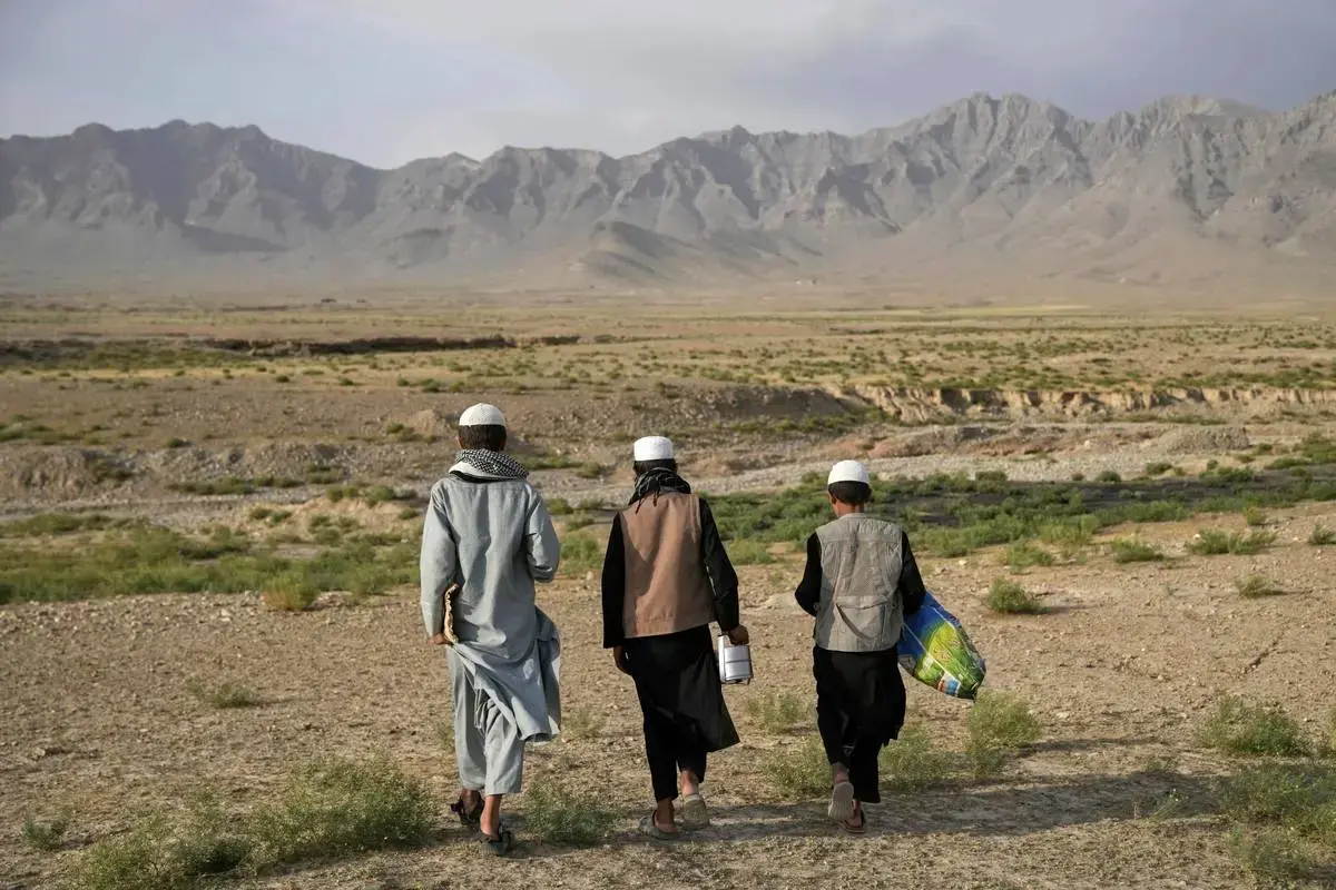 نگاهی به حضور کودکان افغان در مدارس دینی