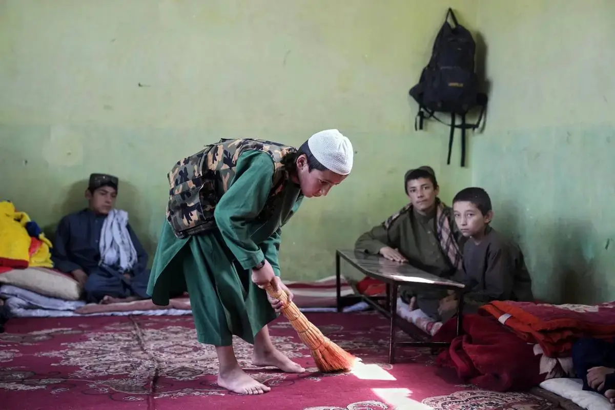 نگاهی به حضور کودکان افغان در مدارس دینی