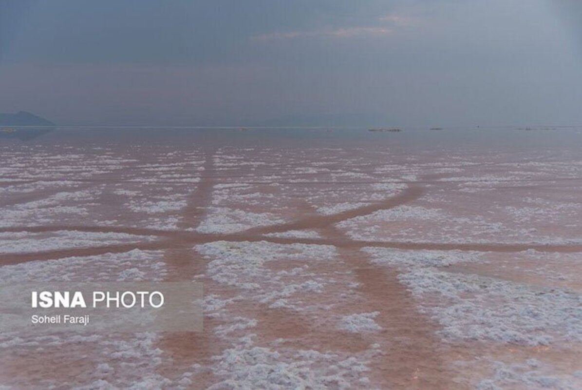 دریاچه ارومیه در آستانه خشکی کامل