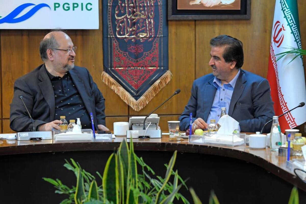 امضای تفاهم‌نامه همکاری میان پتروشیمی خلیج‌فارس و بانک رفاه/ تأمین مالی طرح‌های صنایع پلیمر گچساران و پتروشیمی دهدشت در اولویت اول همکاری