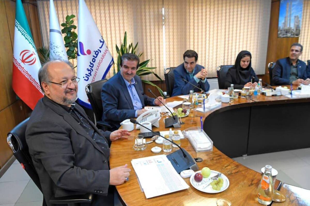 امضای تفاهم‌نامه همکاری میان پتروشیمی خلیج‌فارس و بانک رفاه/ تأمین مالی طرح‌های صنایع پلیمر گچساران و پتروشیمی دهدشت در اولویت اول همکاری