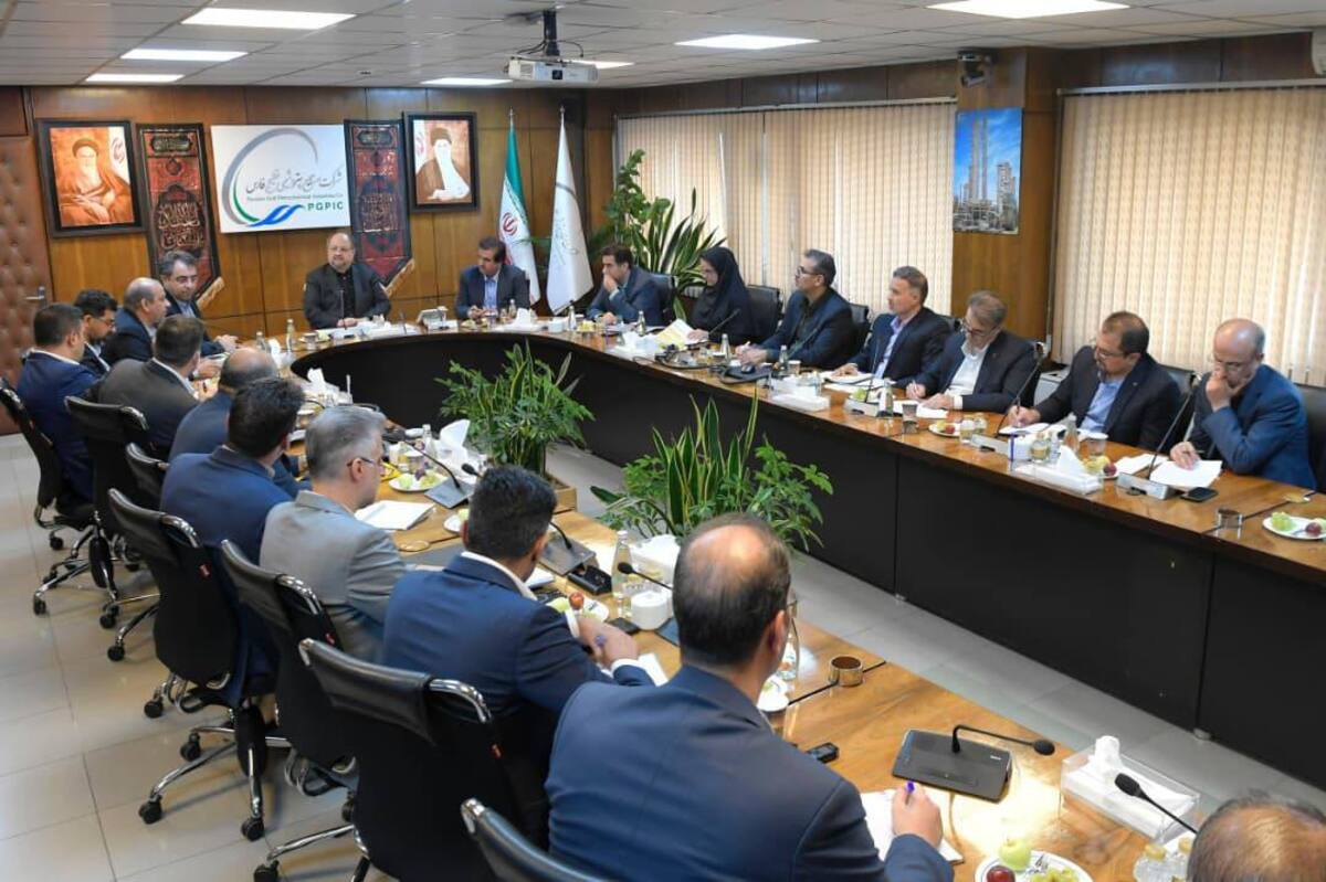 امضای تفاهم‌نامه همکاری میان پتروشیمی خلیج‌فارس و بانک رفاه/ تأمین مالی طرح‌های صنایع پلیمر گچساران و پتروشیمی دهدشت در اولویت اول همکاری