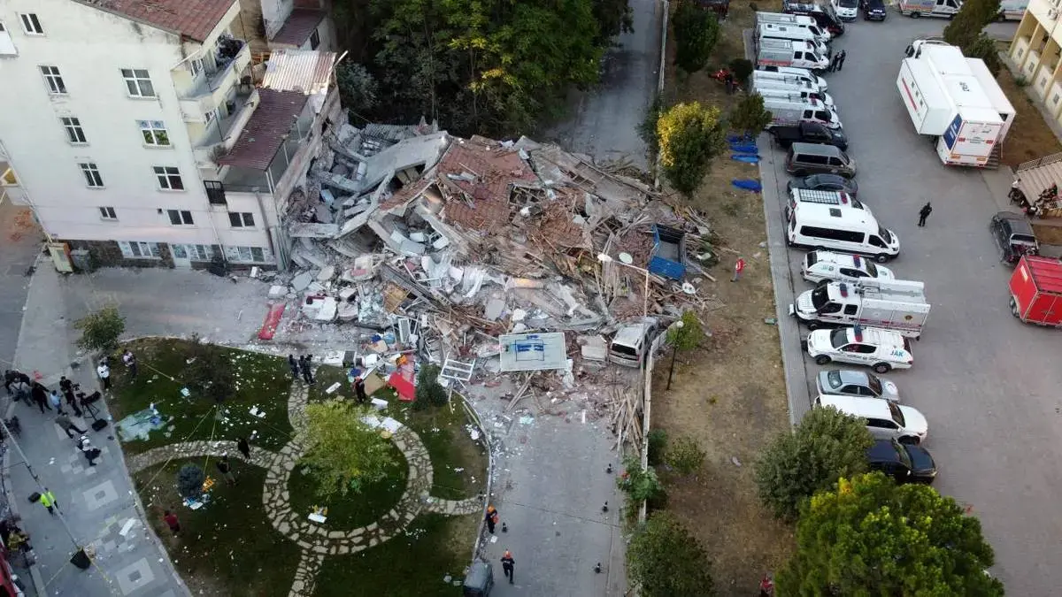 ویرانی‌های سهمگین زلزله در بالیکسیر ترکیه