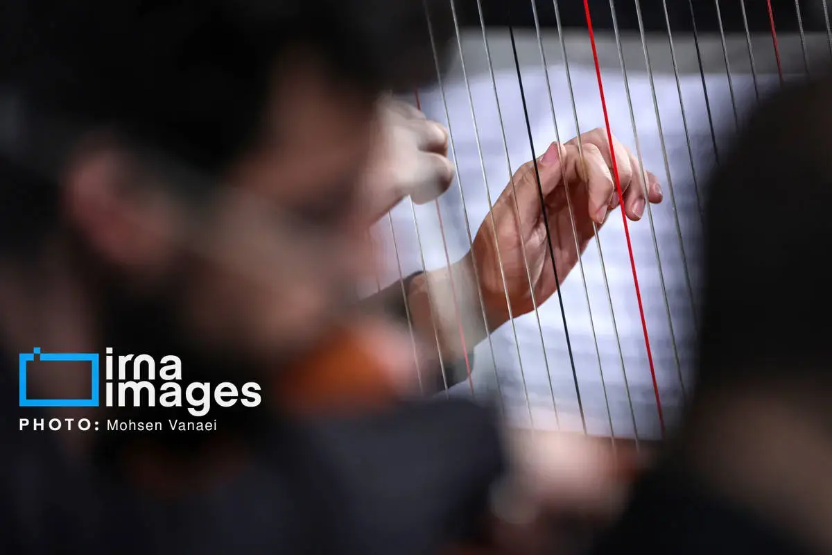 کنسرت نامیرا در تالار وحدت