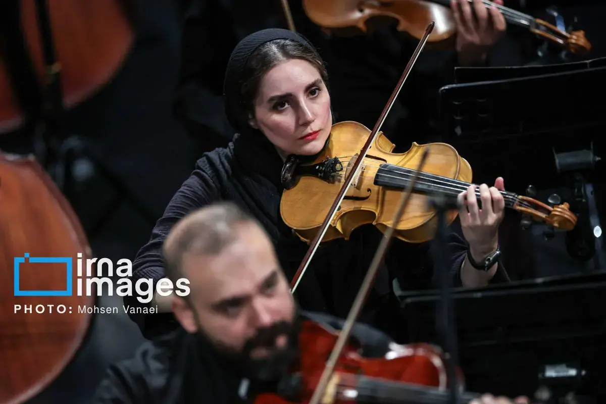 کنسرت نامیرا در تالار وحدت