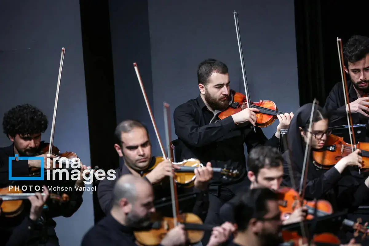 کنسرت نامیرا در تالار وحدت