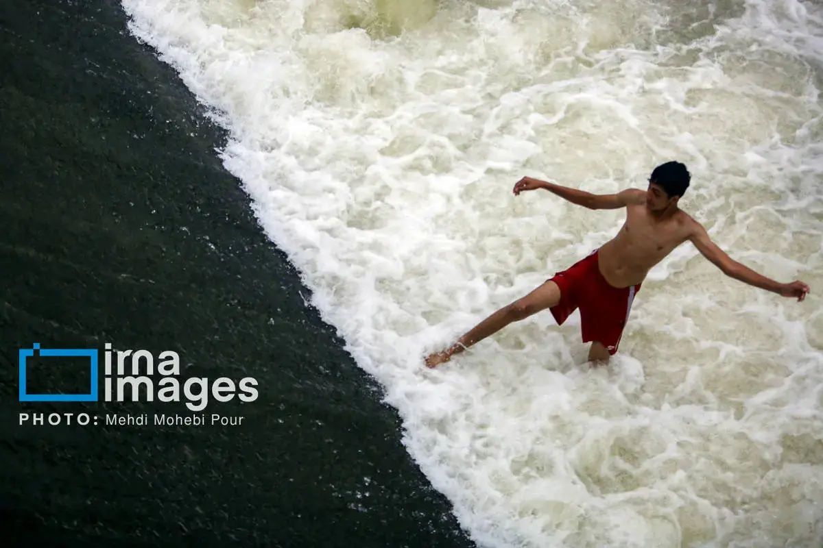 خنکای آب‌تنی در گرمای تابستان