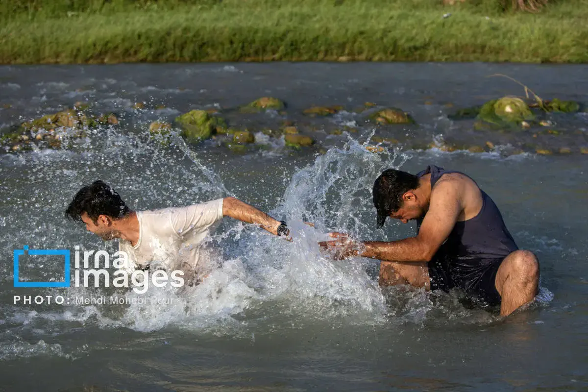 خنکای آب‌تنی در گرمای تابستان