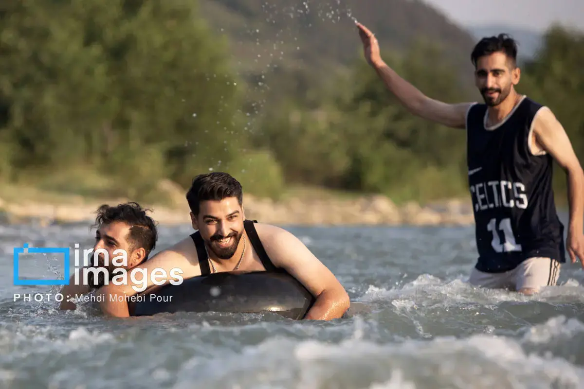 خنکای آب‌تنی در گرمای تابستان