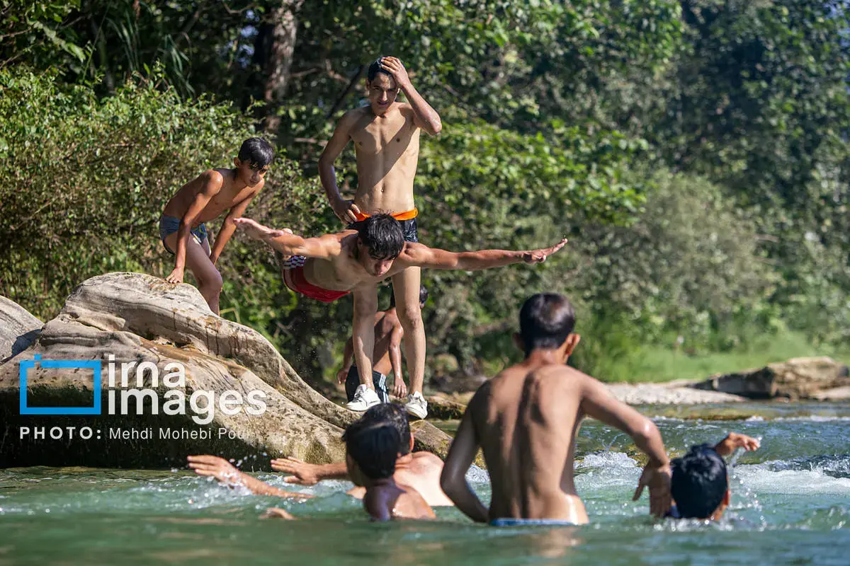 خنکای آب‌تنی در گرمای تابستان