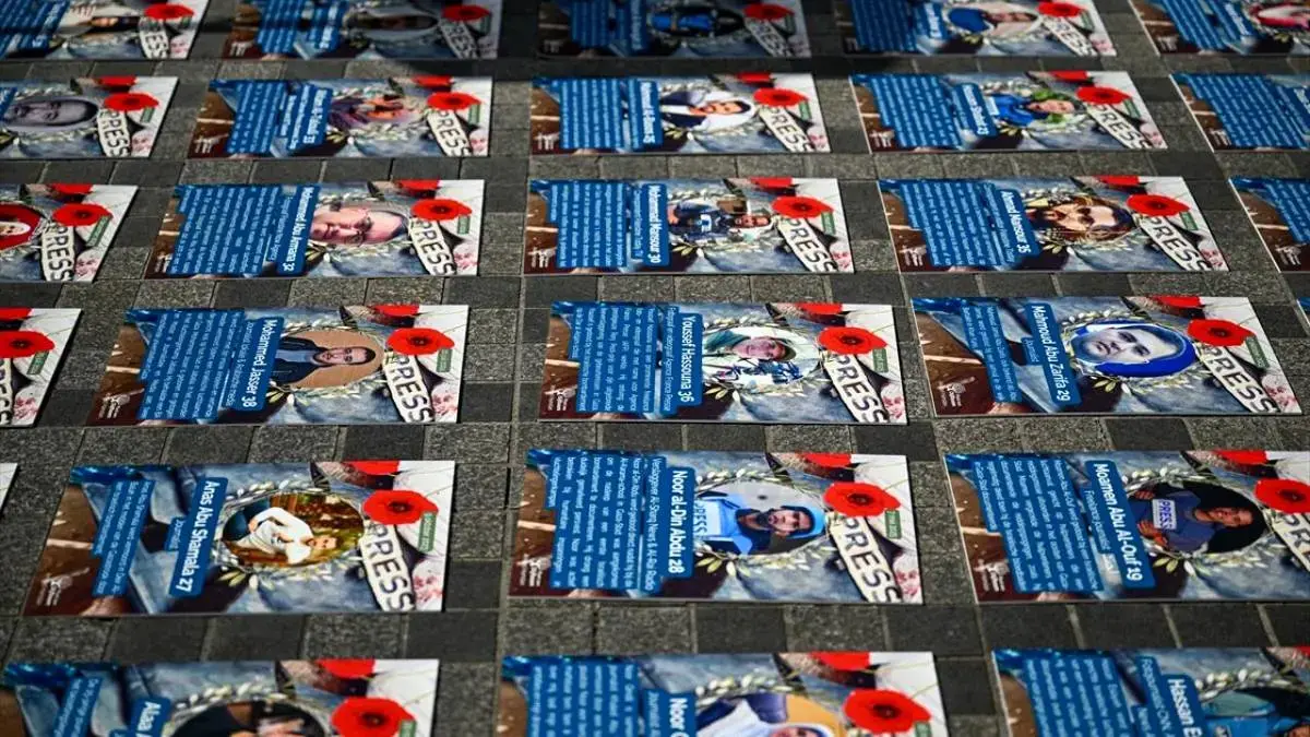 نمایش هزاران کفش بچه‌گانه در هلند به یاد کودکان غزه