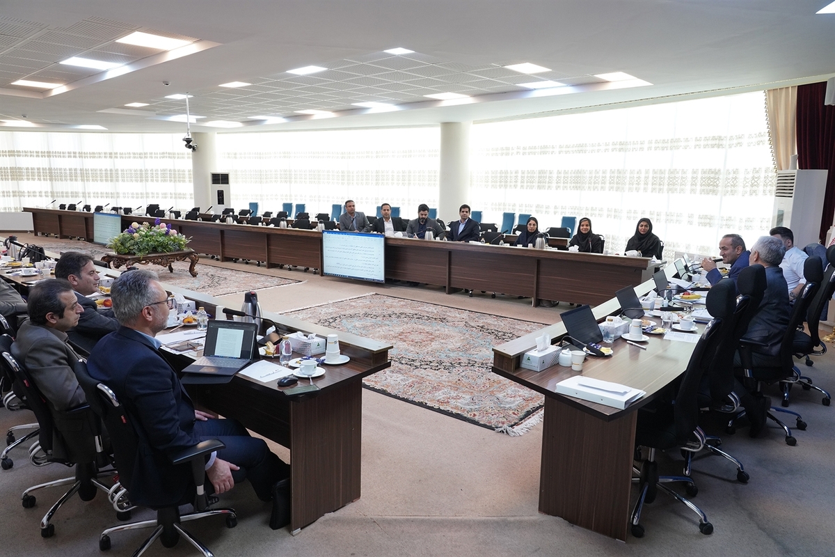 عزم مناطق آزاد کشور برای رفع موانع و یکسان‌سازی فرآیند‌ها