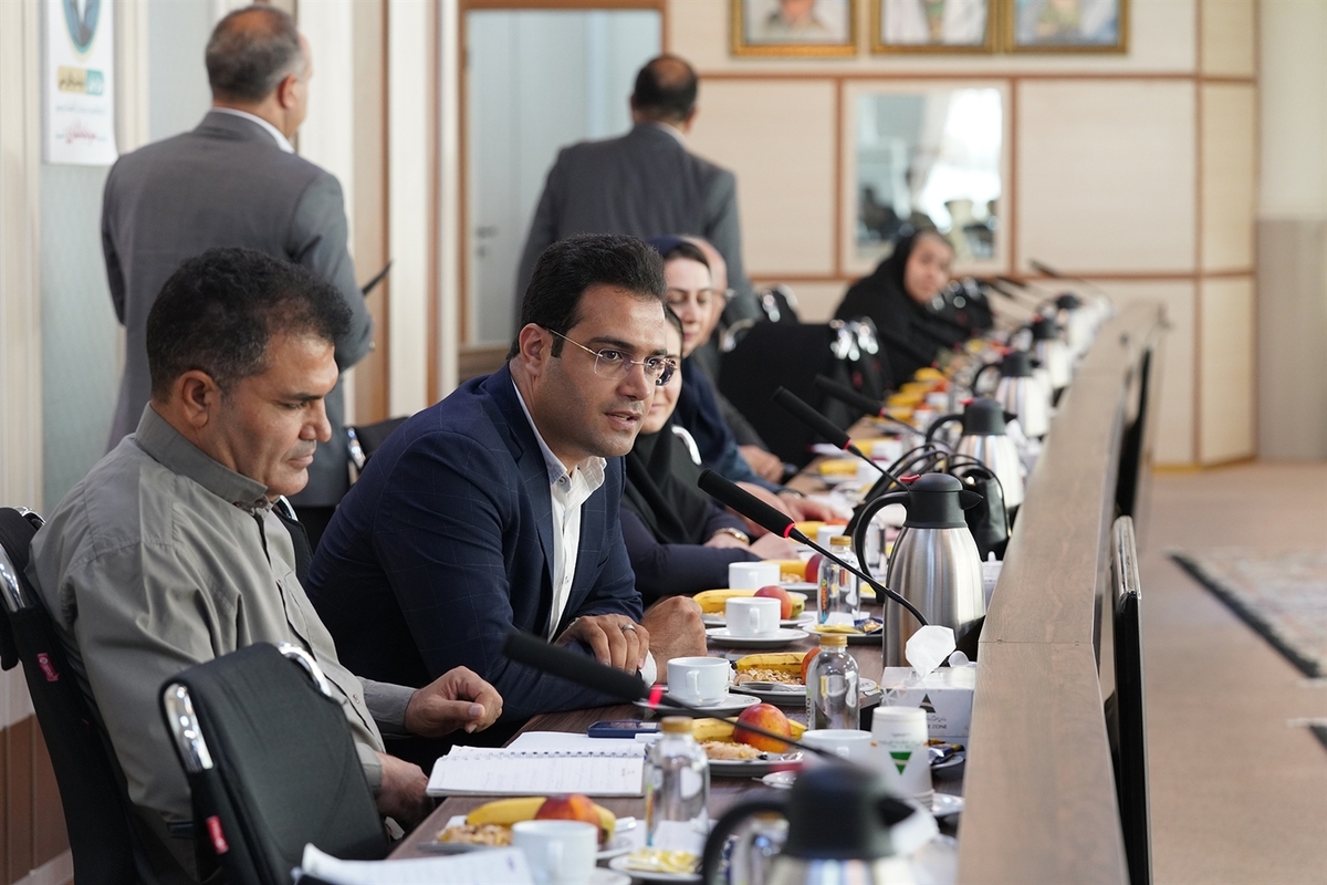 عزم مناطق آزاد کشور برای رفع موانع و یکسان‌سازی فرآیند‌ها