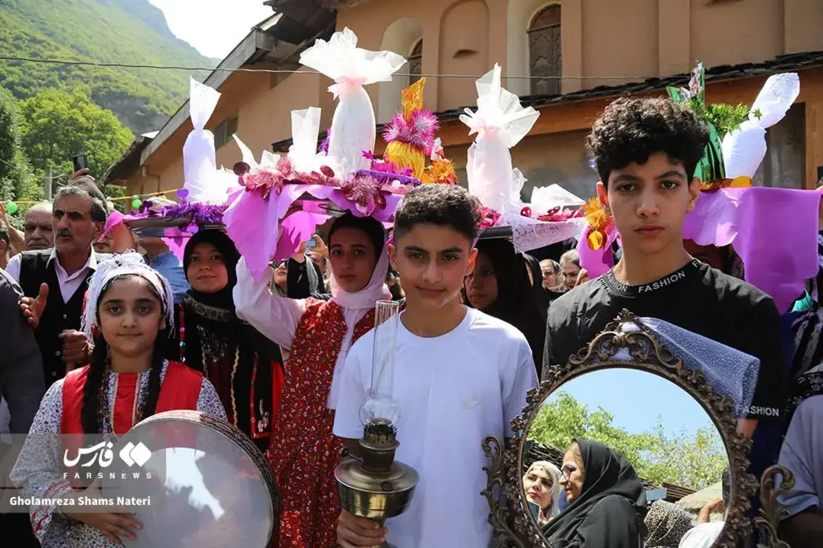 آیین فردینه ماه کندلوس از کشتی محلی تا عروس‌کشان