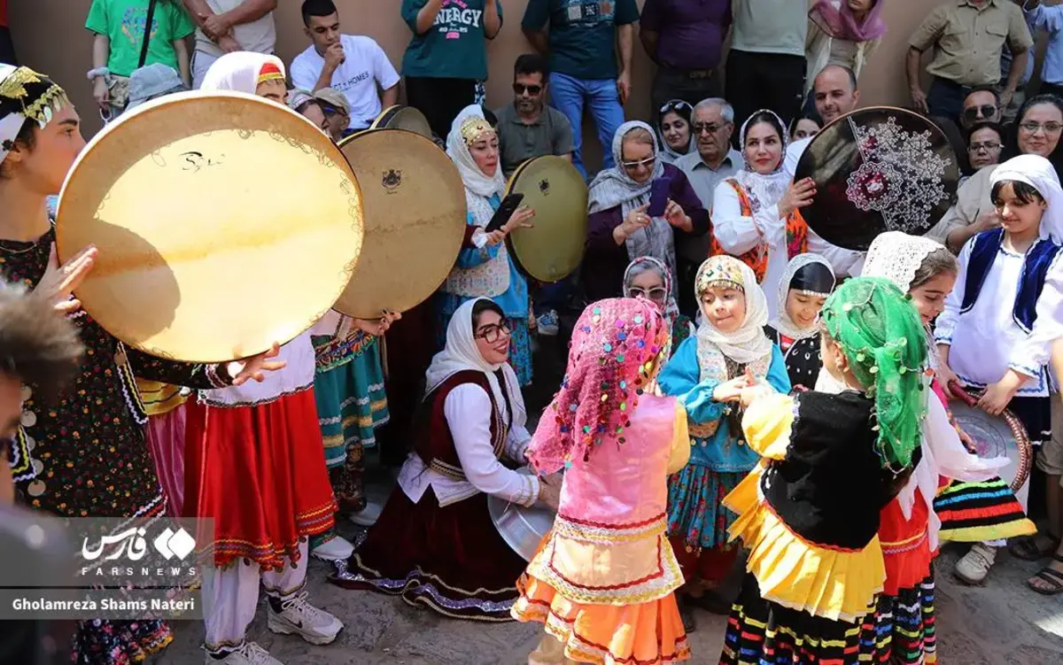 آیین فردینه ماه کندلوس از کشتی محلی تا عروس‌کشان